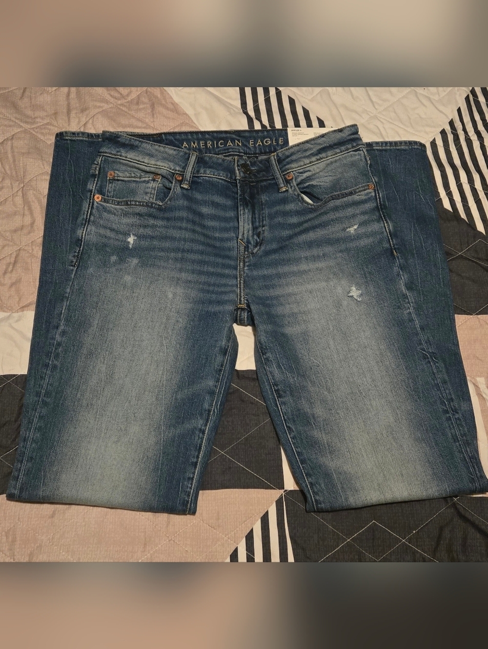American Eagle Airflexb Light Wash Straight Jeans - Picture 2 of 13
